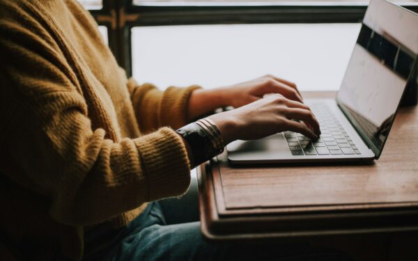 How to respond to supervisor feedback on your thesis without feeling overwhelmed
