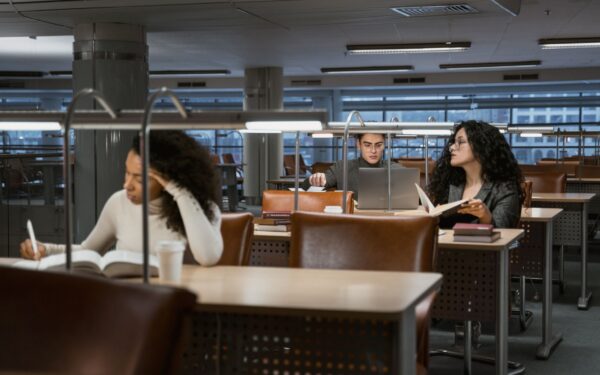 How to use JSTOR for research: a clear guide to smarter searching and better sources