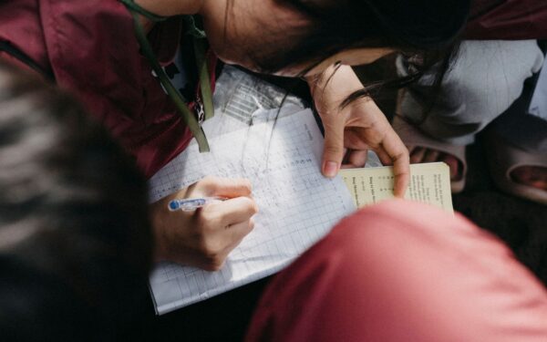 How to use microlearning to make progress on any subject in 10 minutes a day