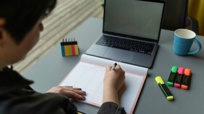 How to use spaced repetition to remember what you learn for the long term