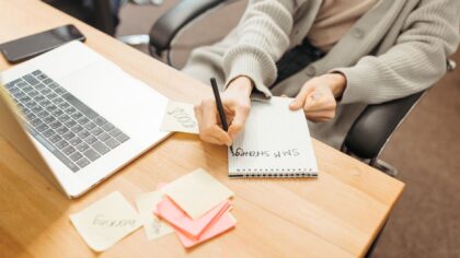 Using AI to organize research notes without losing your own thinking