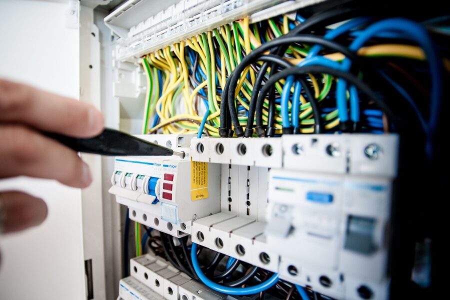 Home electrical outlet