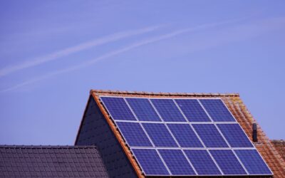 How solar panels turn sunlight into power: a simple guide to photovoltaics