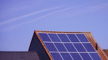 How solar panels turn sunlight into power: a simple guide to photovoltaics