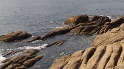 How tides shape our coasts: a simple guide to the Moon, the Sun and moving water