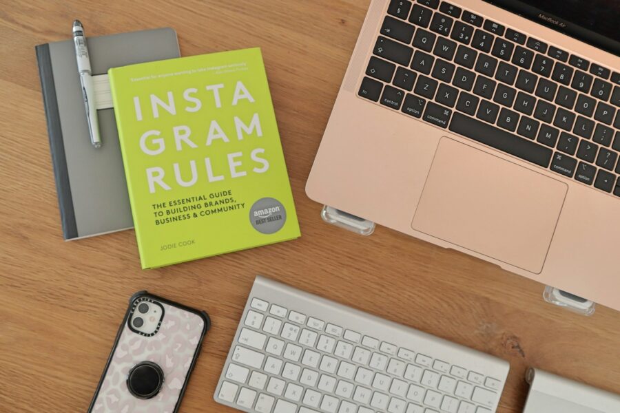 How to read Instagram posts about health and news with a calmer, more critical eye - Critical Thinking Fact-checking Instagram Media Literacy