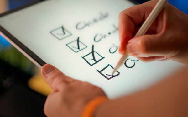 How to use digital annotations to read smarter and keep track of what matters