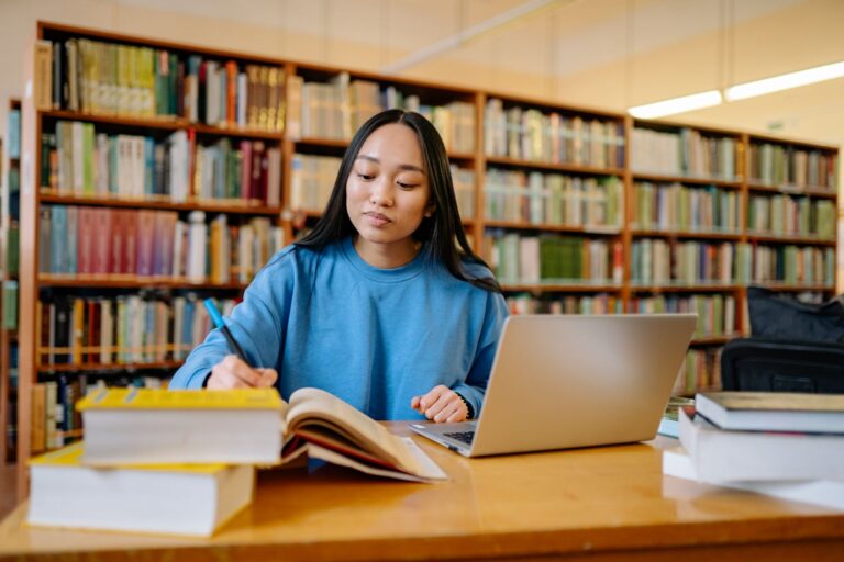 Library table study