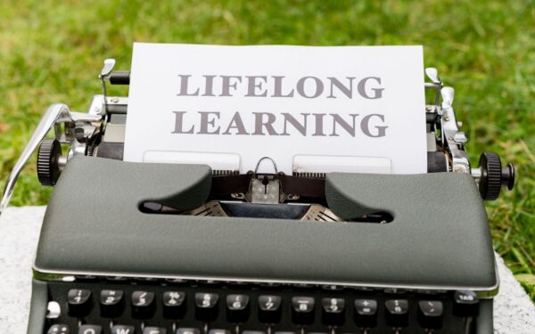 How to use learning contracts to stay motivated in long courses