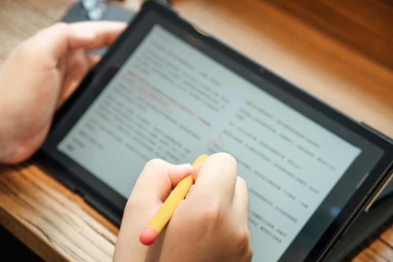 Scientific tablet annotations