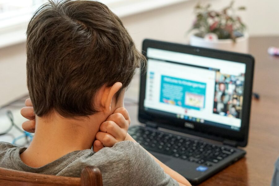 How to use spaced summaries to remember more from every course - Education Learning strategies Memory techniques Online Learning