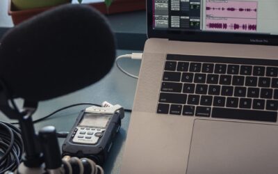 Using AI for voice notes and transcripts without losing control of your ideas